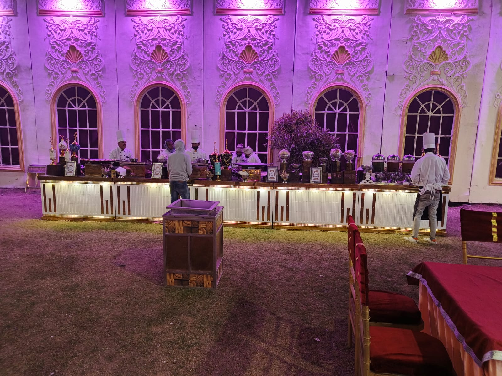 Royal Food Counter
